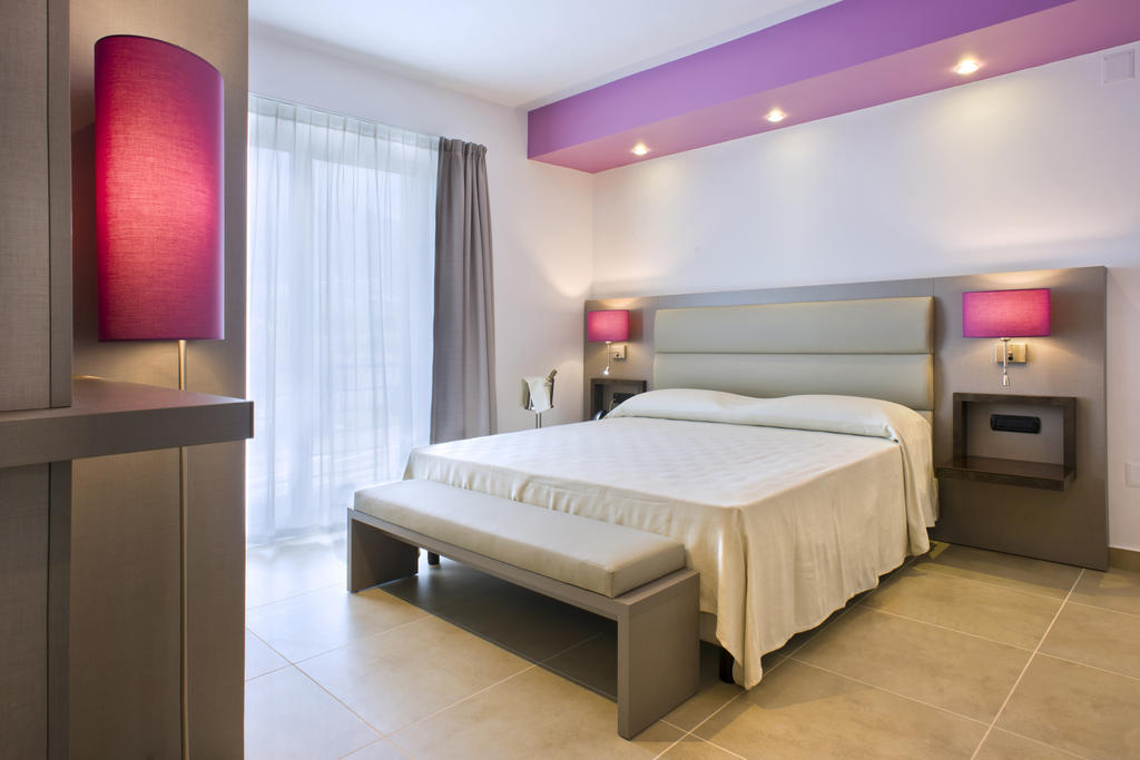 Chez Le Sourire Hotel Джифони Вале Пиана Стая снимка
