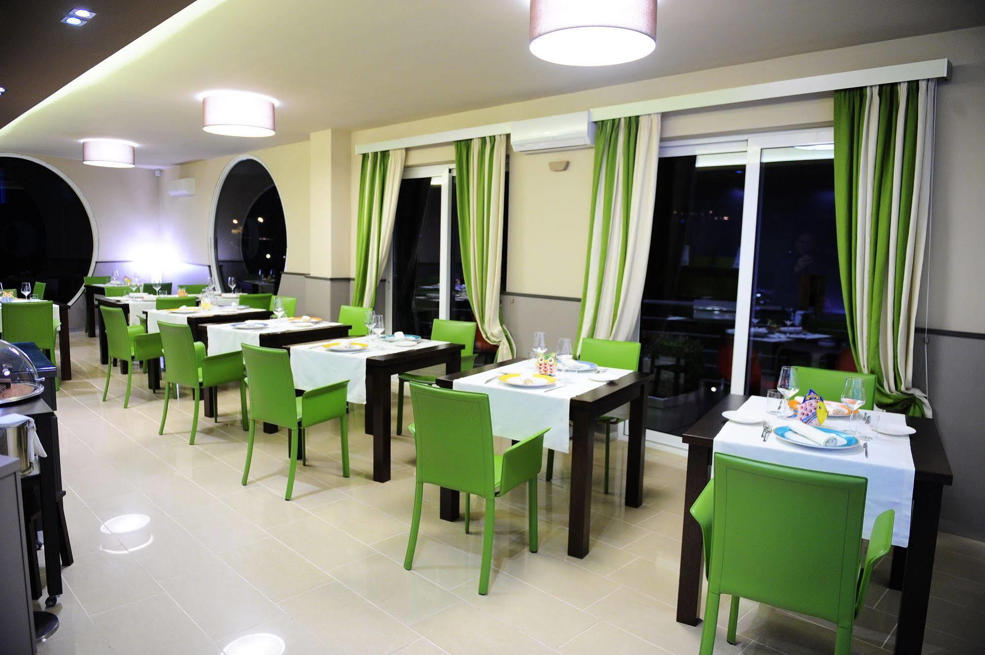 Chez Le Sourire Hotel Джифони Вале Пиана Екстериор снимка